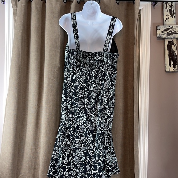 NWOT. KSL. Division of Karin Stevens. Black dress with teal designs. 14W. - Picture 11 of 14